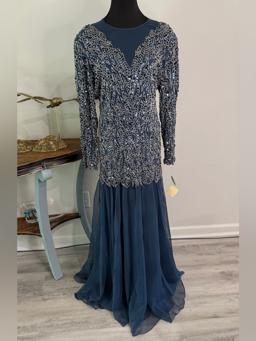 Victoria Royal Ltd. Size 14 V-neck Beaded Peacock 80’s Gown Glamour Dress Teal